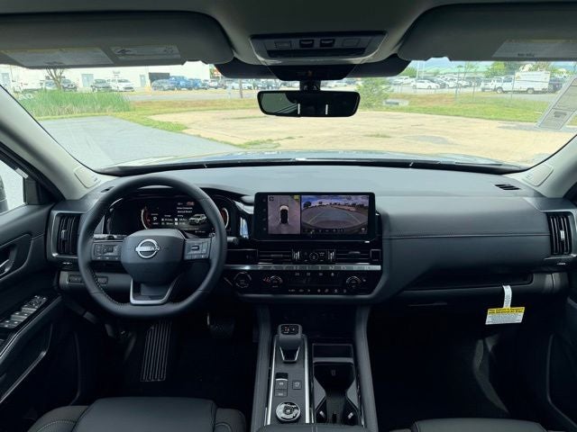 2026 Nissan Pathfinder SL PREMIUM PACKAGE