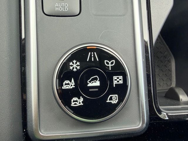 2026 Nissan Pathfinder SL PREMIUM PACKAGE