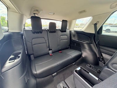 2026 Nissan Pathfinder SL PREMIUM PACKAGE