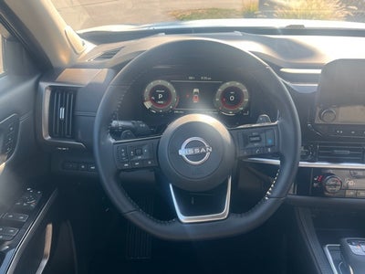 2025 Nissan Pathfinder Platinum BLACK APPEARANCE PACKAGE, CARGO PACKAGE