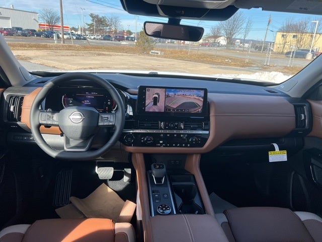 2026 Nissan Pathfinder Platinum CARGO PACKAGE