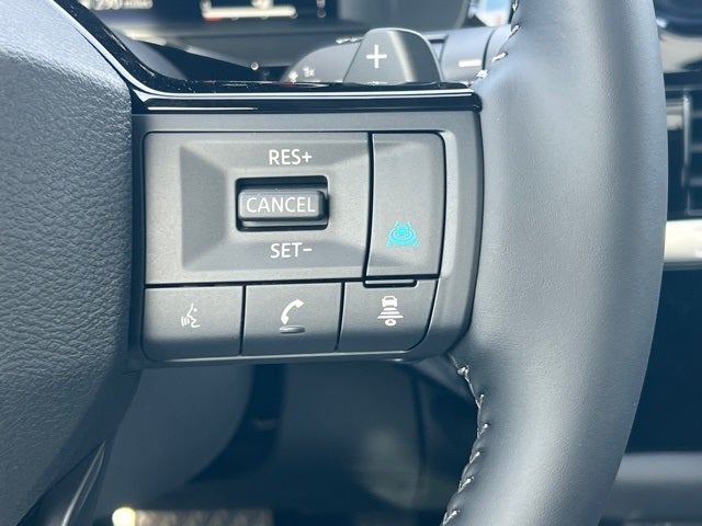 2026 Nissan Pathfinder Platinum CARGO PACKAGE