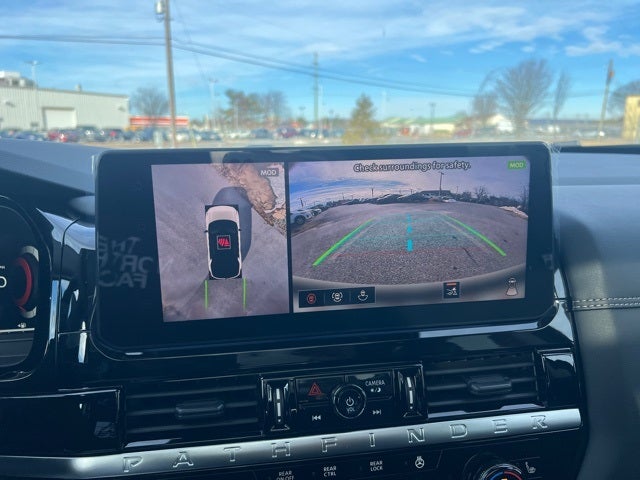 2026 Nissan Pathfinder Platinum CARGO PACKAGE