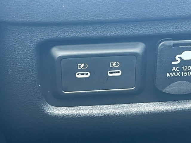 2026 Nissan Pathfinder Platinum CARGO PACKAGE