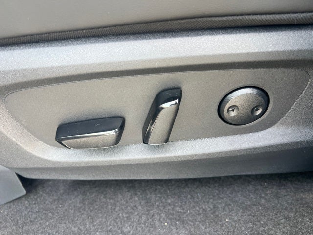 2026 Nissan Pathfinder Platinum CARGO PACKAGE