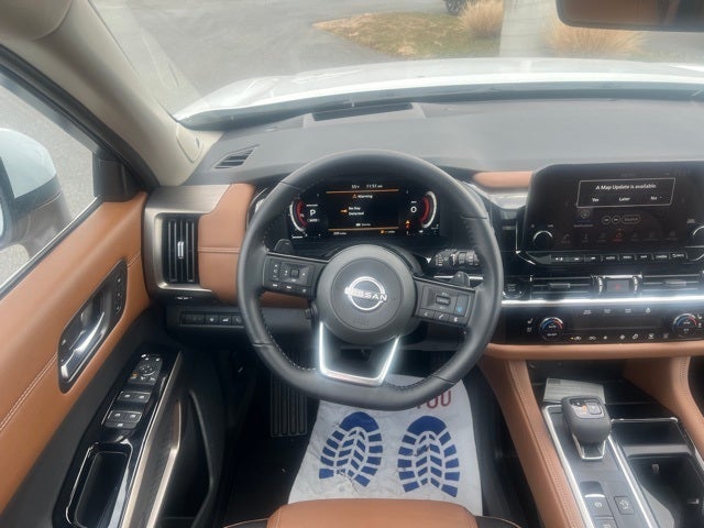 2025 Nissan Pathfinder Platinum BLACK APPEARANCE, CARGO PACKAGE