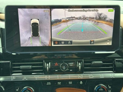 2026 Nissan Pathfinder Platinum CARGO PACKAGE