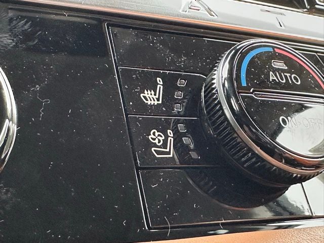 2026 Nissan Pathfinder Platinum CARGO PACKAGE