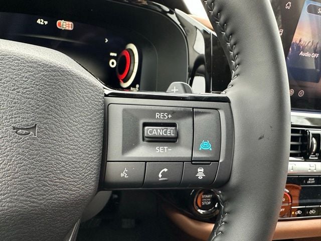 2026 Nissan Pathfinder Platinum CARGO PACKAGE