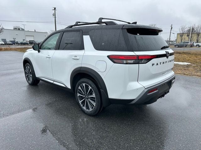 2026 Nissan Pathfinder Platinum CARGO PACKAGE