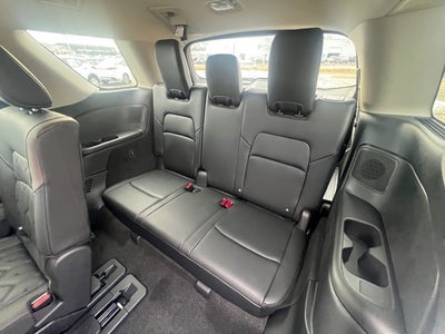 2026 Nissan Pathfinder Platinum CARGO PACKAGE