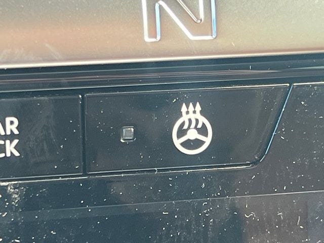 2026 Nissan Pathfinder Platinum CARGO PACKAGE