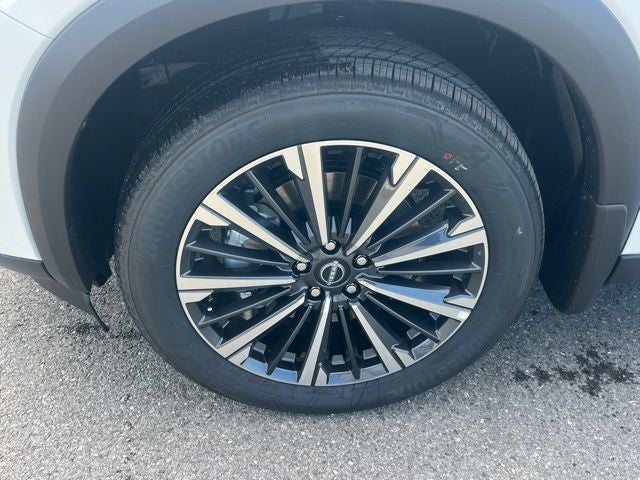 2026 Nissan Pathfinder Platinum CARGO PACKAGE