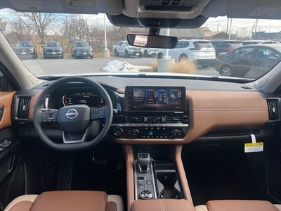 2026 Nissan Pathfinder Platinum CARGO PACKAGE