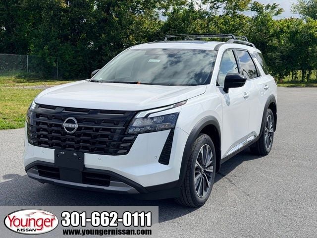2026 Nissan Pathfinder Platinum 4WD's photo