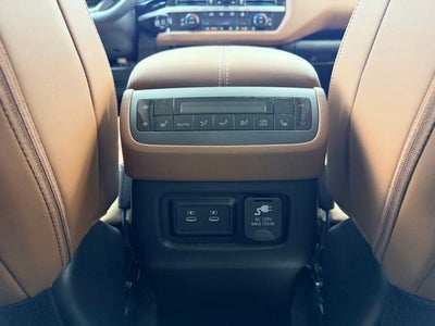2026 Nissan Pathfinder Platinum CARGO PACKAGE
