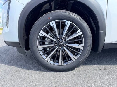 2026 Nissan Pathfinder Platinum CARGO PACKAGE