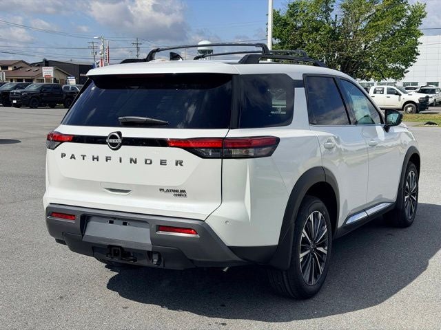 2026 Nissan Pathfinder Platinum CARGO PACKAGE