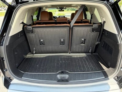 2025 Nissan Pathfinder Platinum