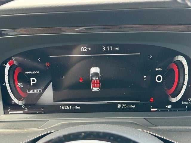2025 Nissan Pathfinder Platinum