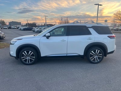 2025 Nissan Pathfinder Platinum CARGO PACKAGE