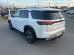 2025 Nissan Pathfinder Platinum CARGO PACKAGE