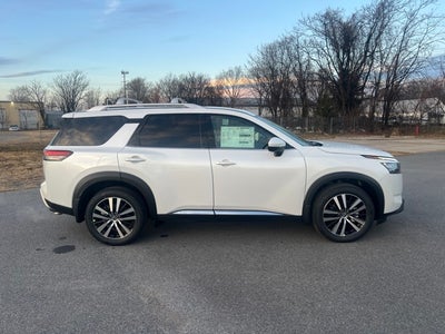 2025 Nissan Pathfinder Platinum BLACK APPEARANCE, CARGO PACKAGE
