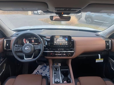 2025 Nissan Pathfinder Platinum BLACK APPEARANCE, CARGO PACKAGE