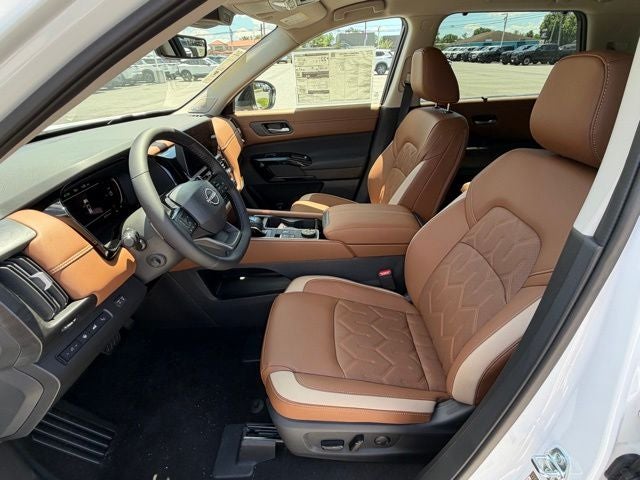 2026 Nissan Pathfinder Platinum CARGO, ACCENT PACKAGE