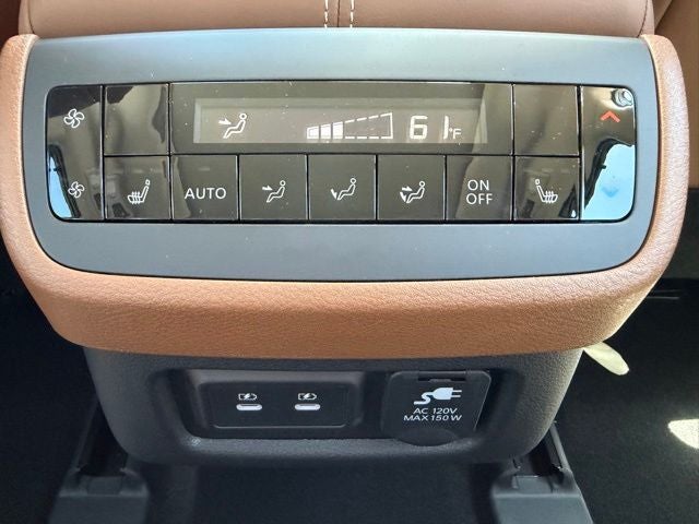 2026 Nissan Pathfinder Platinum CARGO, ACCENT PACKAGE