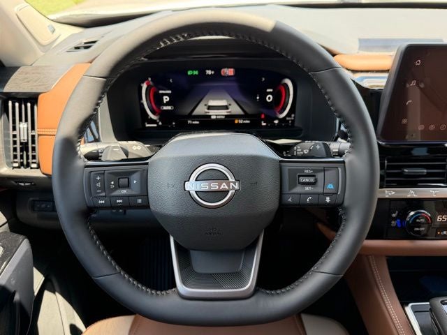 2026 Nissan Pathfinder Platinum CARGO, ACCENT PACKAGE