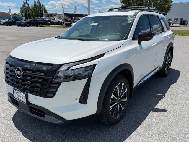 2026 Nissan Pathfinder Platinum CARGO, ACCENT PACKAGE