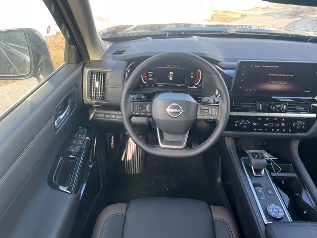 2026 Nissan Pathfinder Platinum CARGO PACKAGE