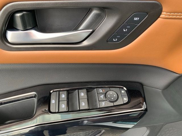 2026 Nissan Pathfinder Platinum CARGO PACKAGE