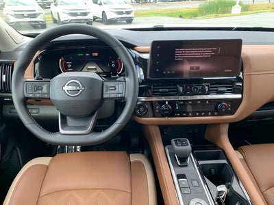 2026 Nissan Pathfinder Platinum CARGO PACKAGE