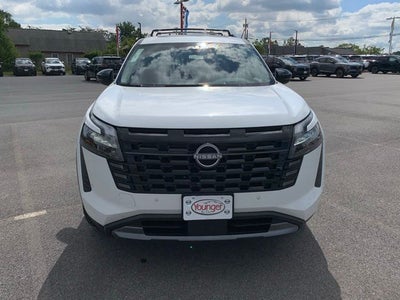2026 Nissan Pathfinder Platinum CARGO PACKAGE