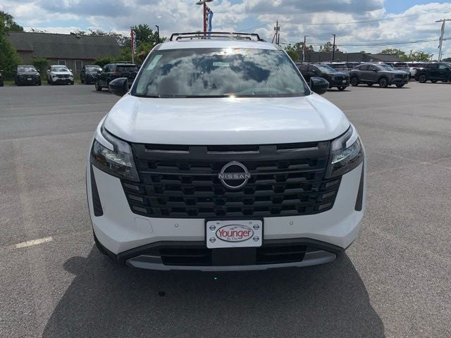2026 Nissan Pathfinder Platinum CARGO PACKAGE
