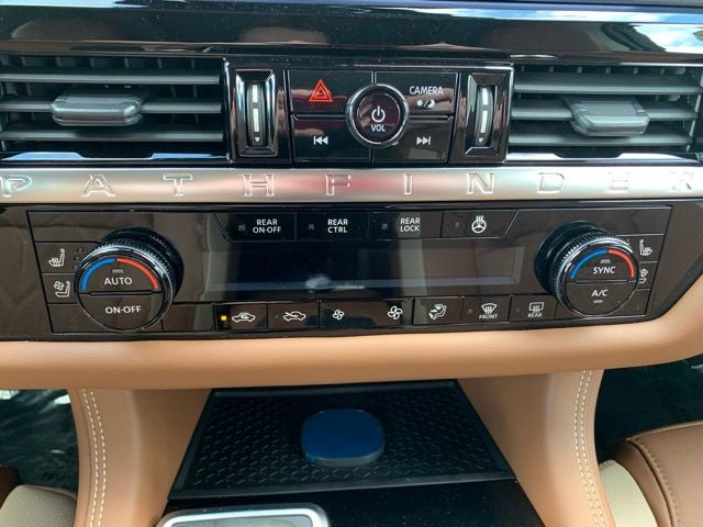 2026 Nissan Pathfinder Platinum CARGO PACKAGE