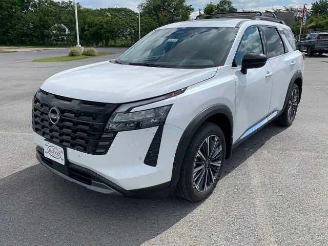 2026 Nissan Pathfinder Platinum CARGO PACKAGE