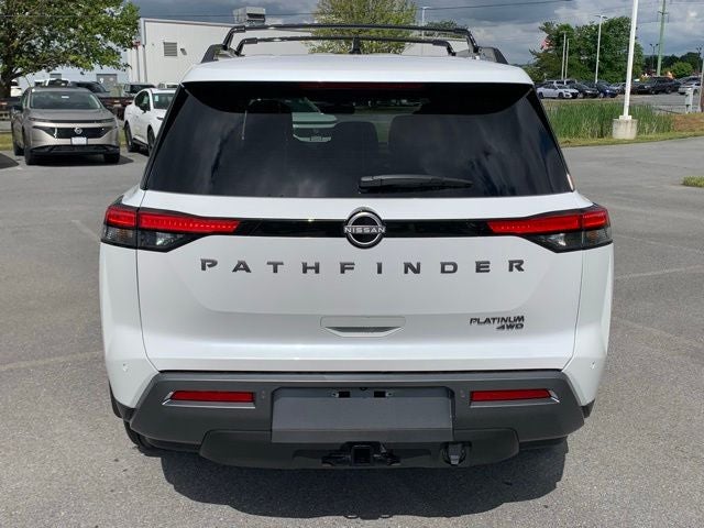 2026 Nissan Pathfinder Platinum CARGO PACKAGE