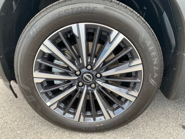2026 Nissan Pathfinder Platinum CARGO PACKAGE