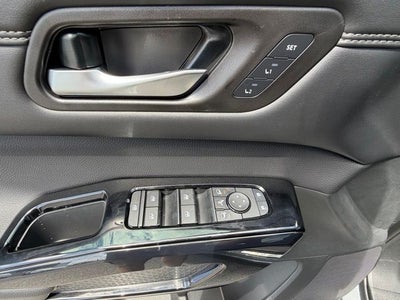 2026 Nissan Pathfinder Platinum CARGO PACKAGE