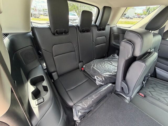 2026 Nissan Pathfinder Platinum CARGO PACKAGE