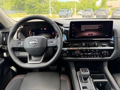 2026 Nissan Pathfinder Platinum CARGO PACKAGE