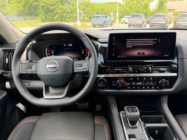 2026 Nissan Pathfinder Platinum CARGO PACKAGE