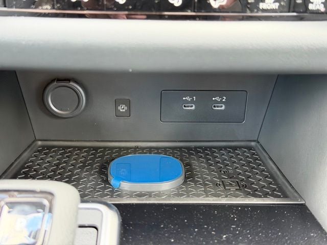 2026 Nissan Pathfinder Platinum CARGO PACKAGE
