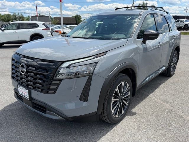 2026 Nissan Pathfinder Platinum CARGO PACKAGE