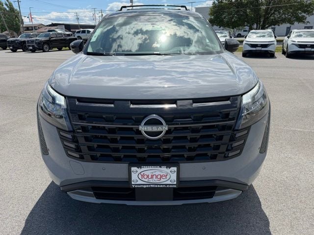 2026 Nissan Pathfinder Platinum CARGO PACKAGE