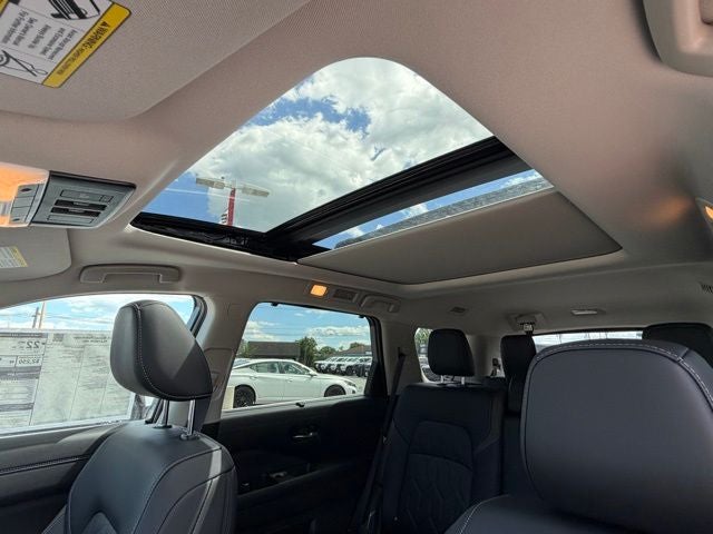 2026 Nissan Pathfinder Platinum CARGO PACKAGE