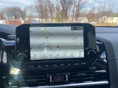 2025 Nissan Pathfinder Platinum